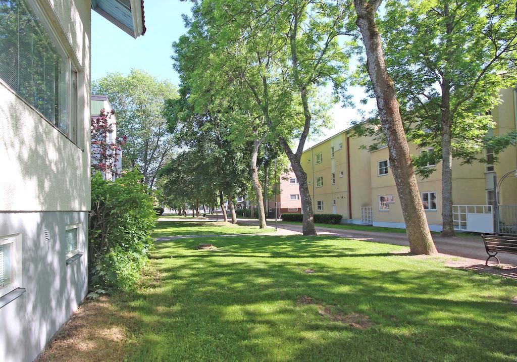 Majoitushuoneisto Tuomipuisto Apartment Naantali Exterior photo